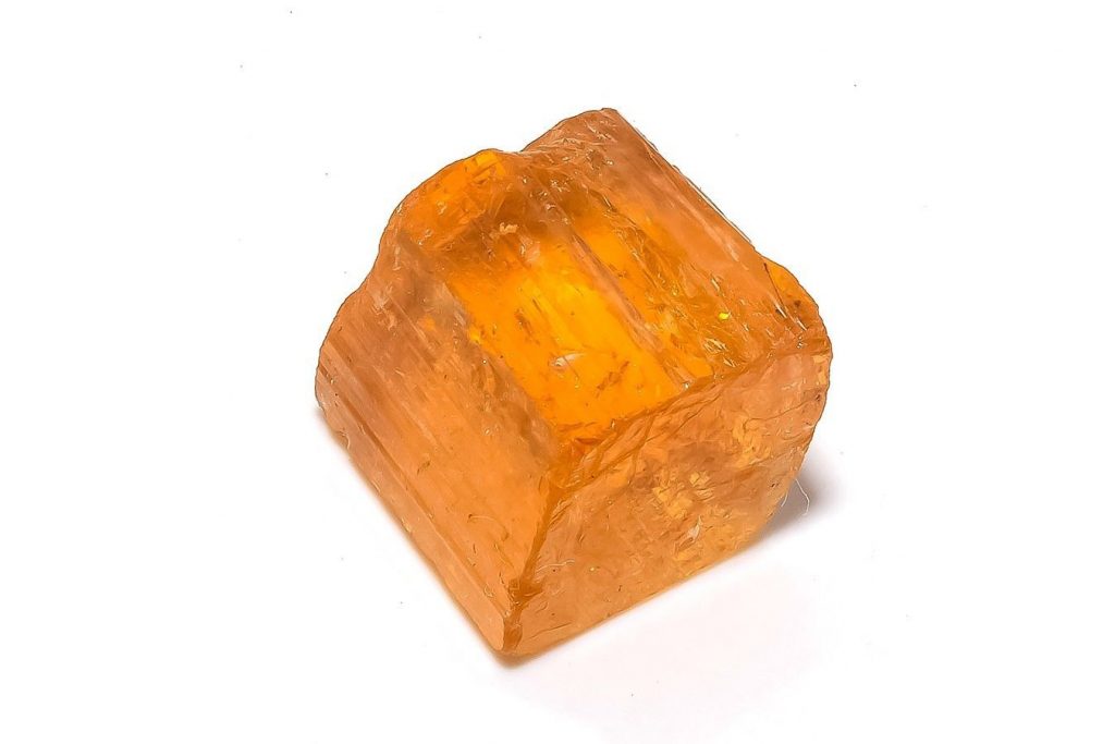 imperial-topaz-meaning-properties-uses-gemstonist